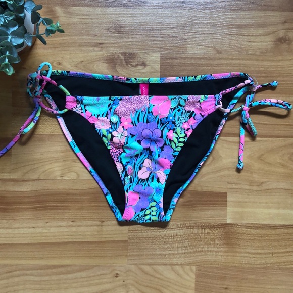 victoria secret canada swimwear clearance